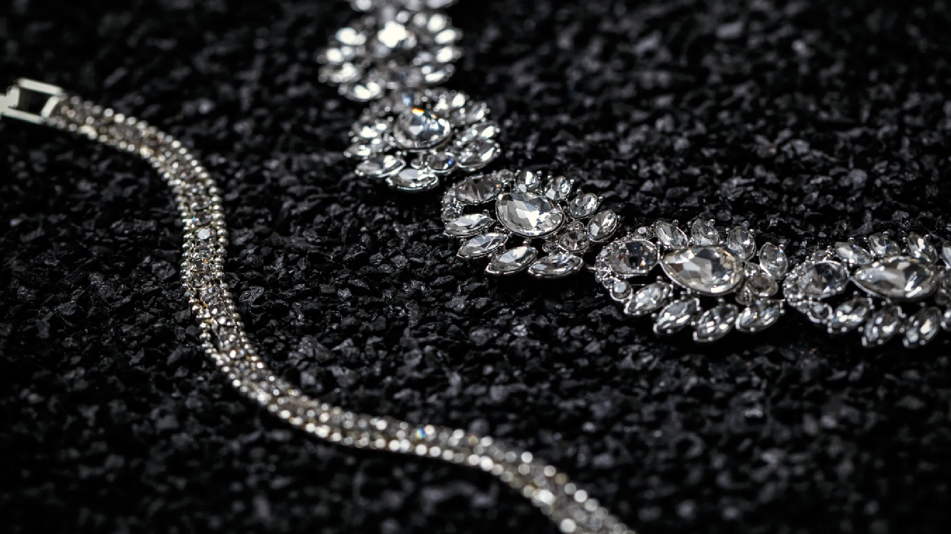 Nachlass Schmuck & Uhren 5 Nachlassankauf Diamantschmuck und Edelsteine